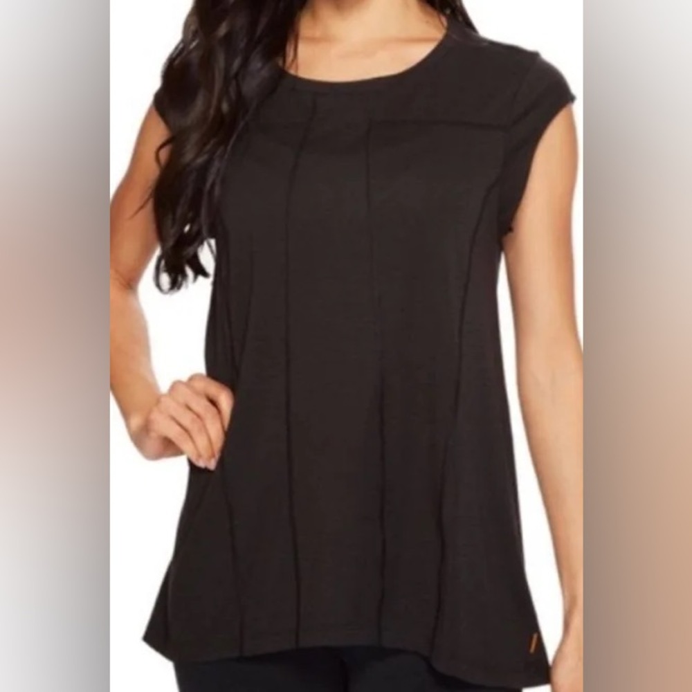 Lucy Blue Effortless Ease Tee